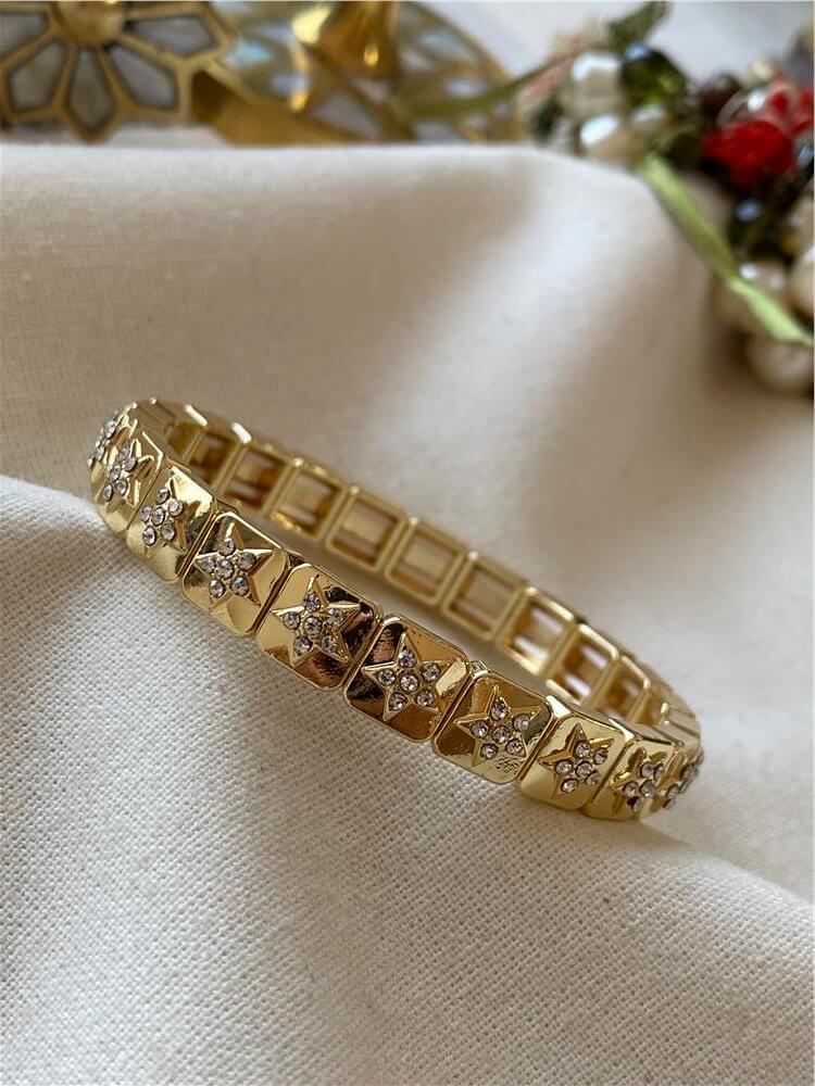 14K Taşlı Yıldız Desenli Esnek Bileklik