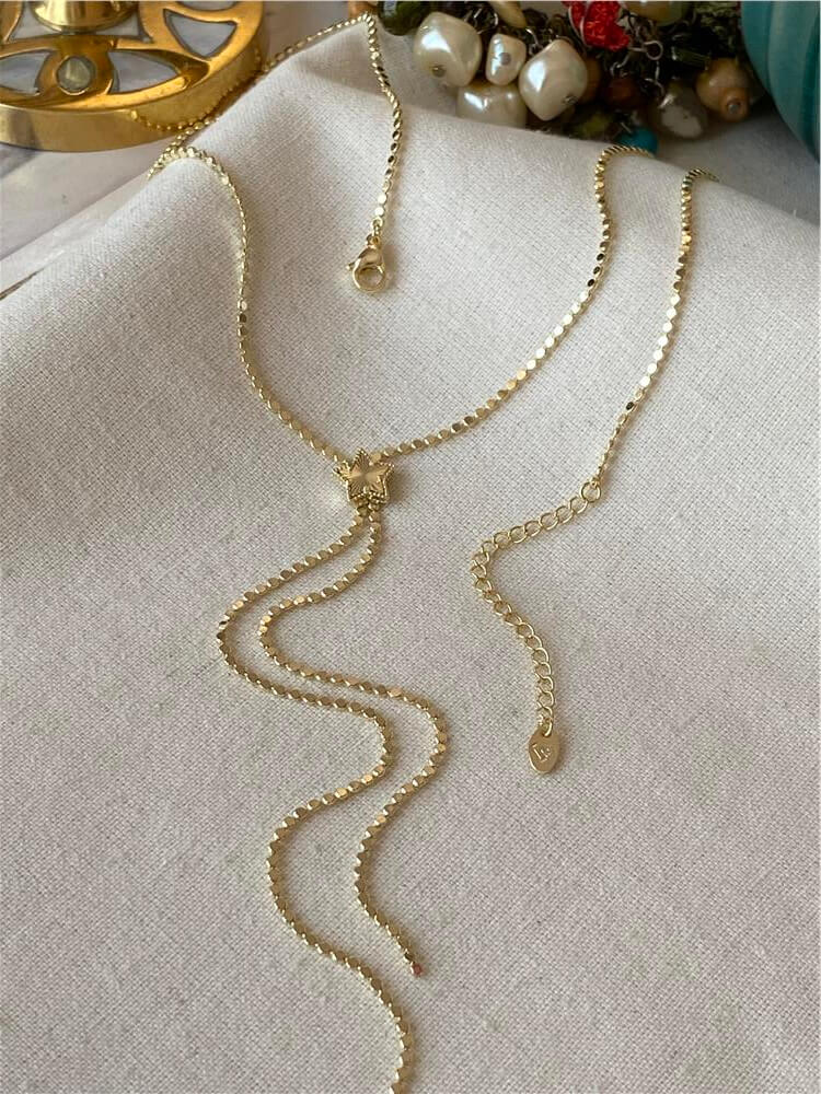 14K Yıldız Detaylı Y Model Kolye