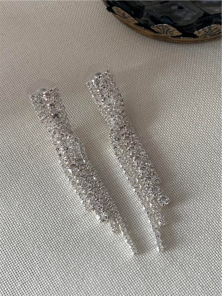Abiye Sallantılı Küpe