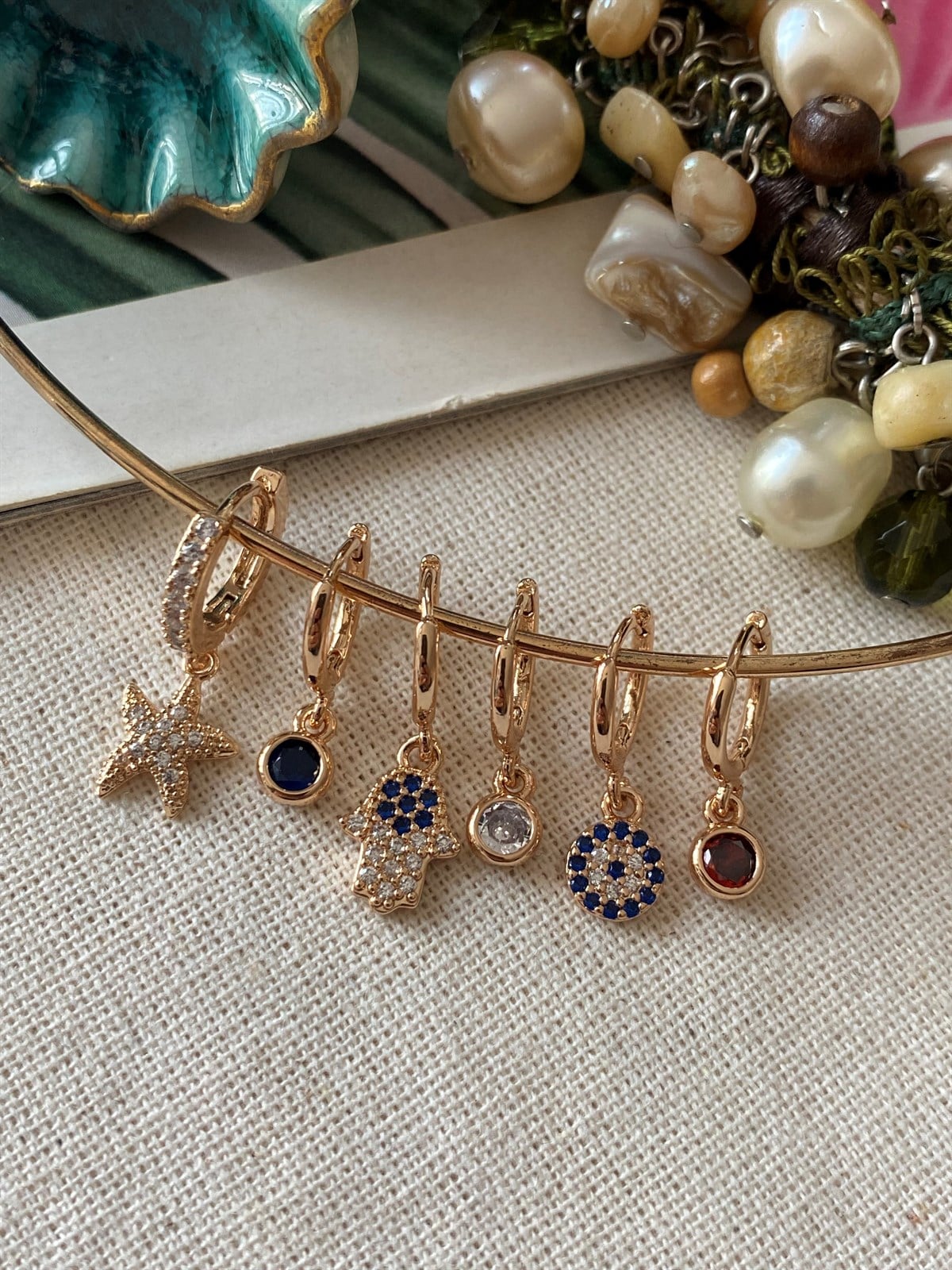 Altılı Hamsa Küpe