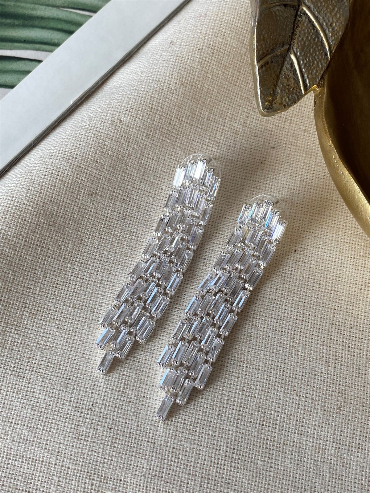 Baget Sarkıt Küpe