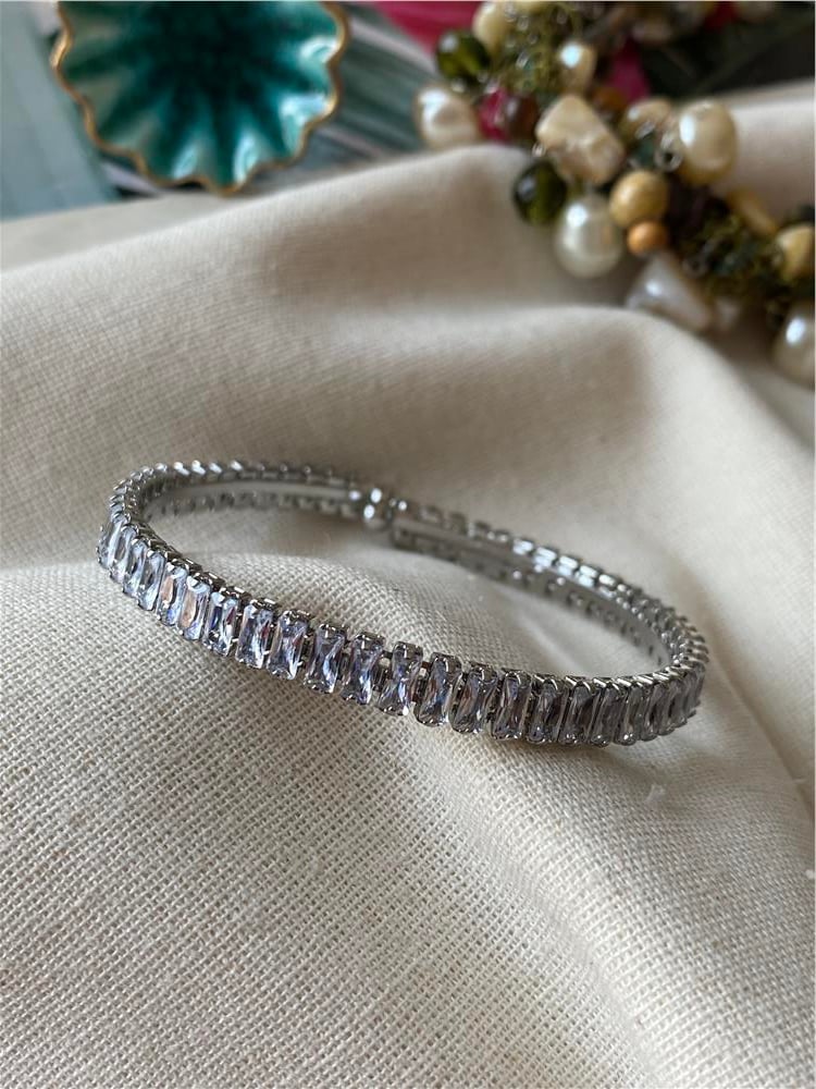 Baget Suyolu Esnek Bileklik