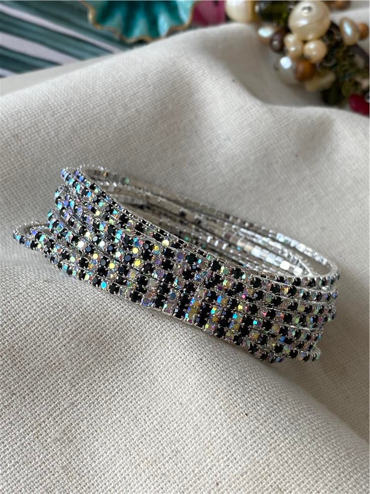 Black Holo Silver Esnek Suyolu Bileklik