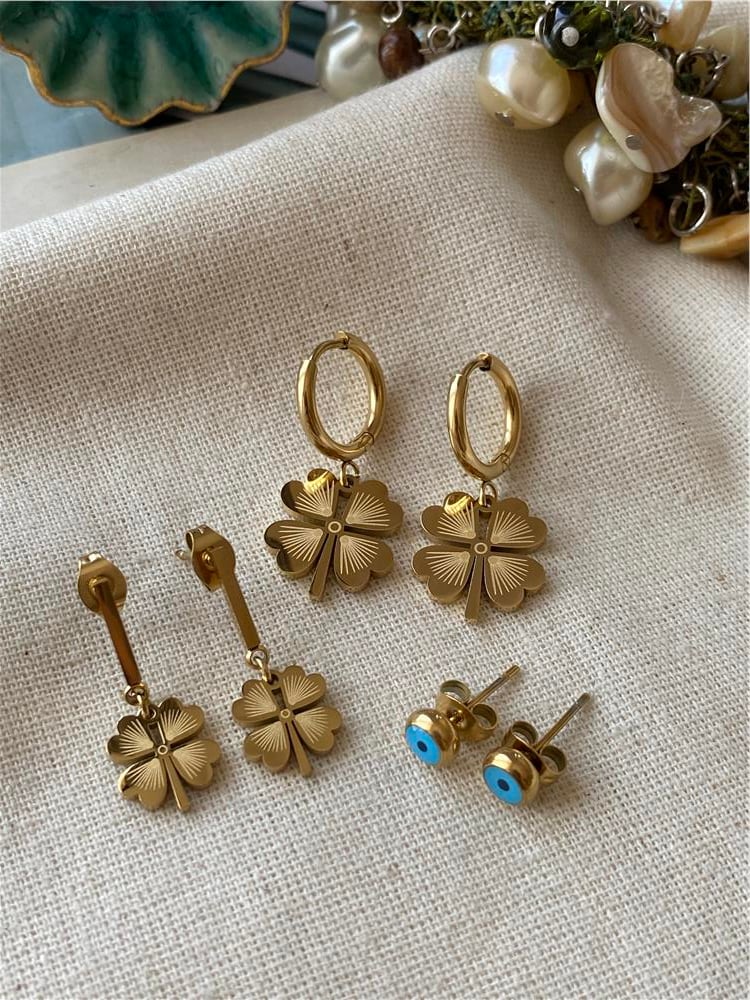 Çelik Altılı Yoncalar Küpe