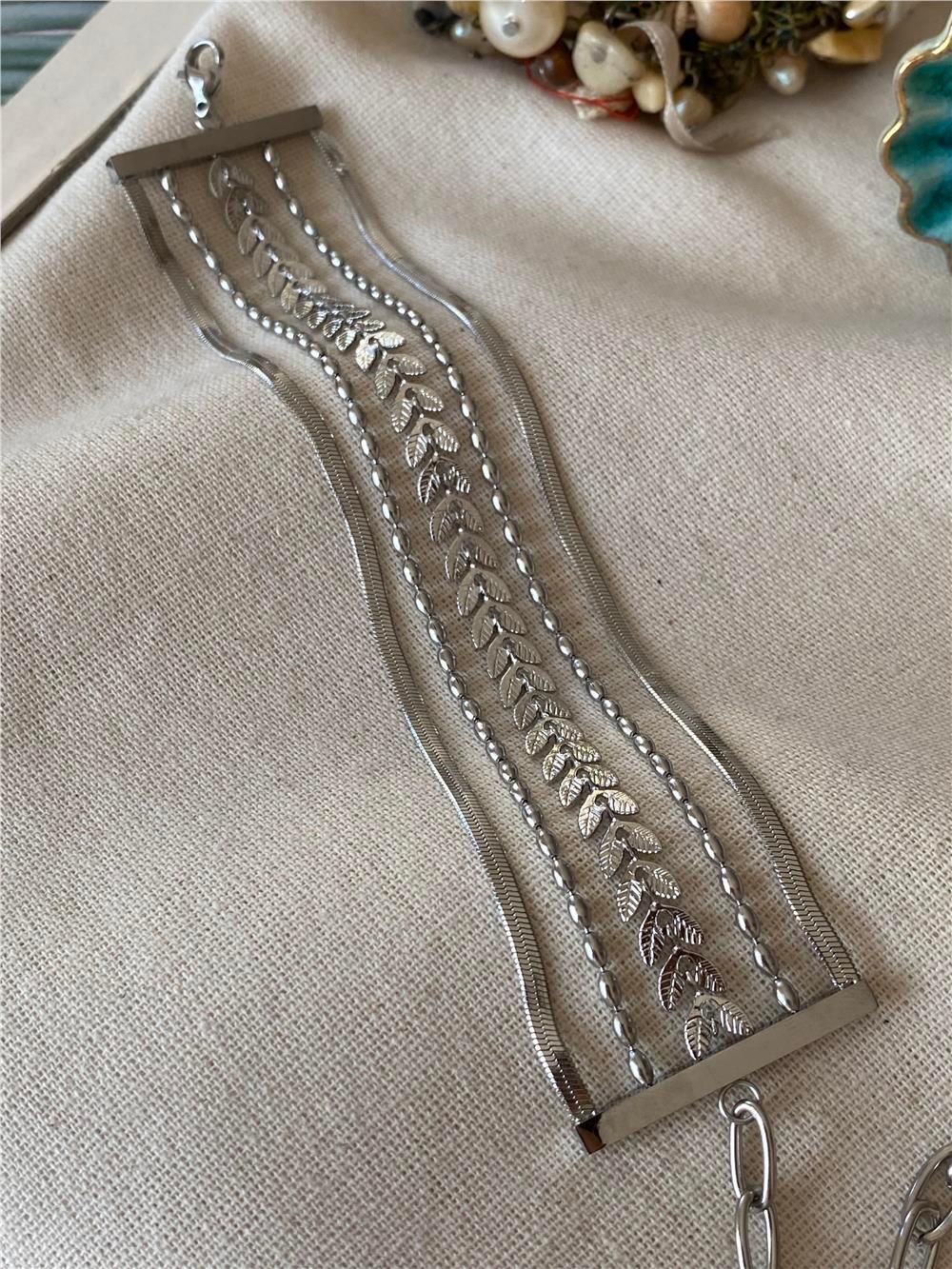 Çelik Beş Sıra Çelenk Bileklik