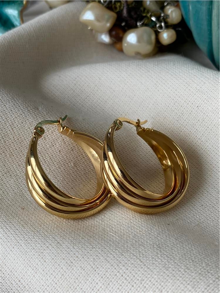 Çelik Bombe Trinity Küpe