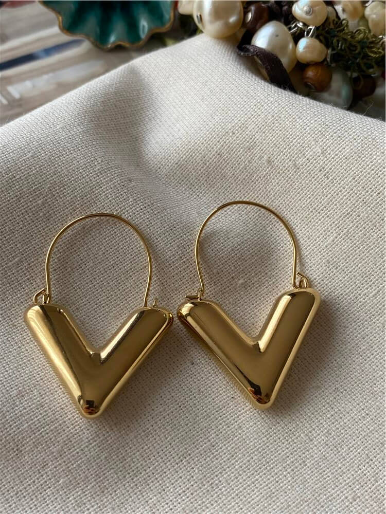 Çelik Bombe V Model Küpe