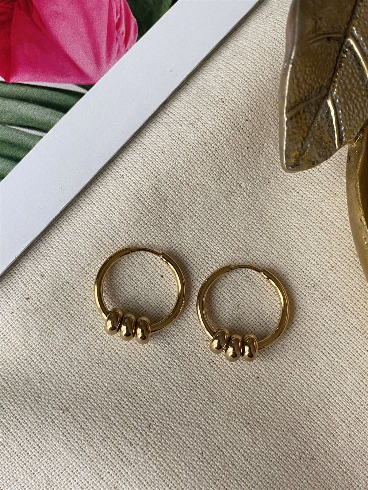 Çelik Bombeli Halkalar Küpe