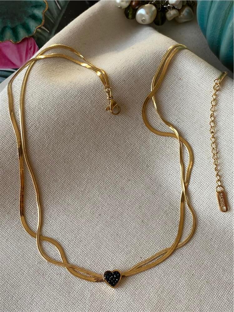 Çelik Çift Zincirli Mini Siyah Kalp Kolye