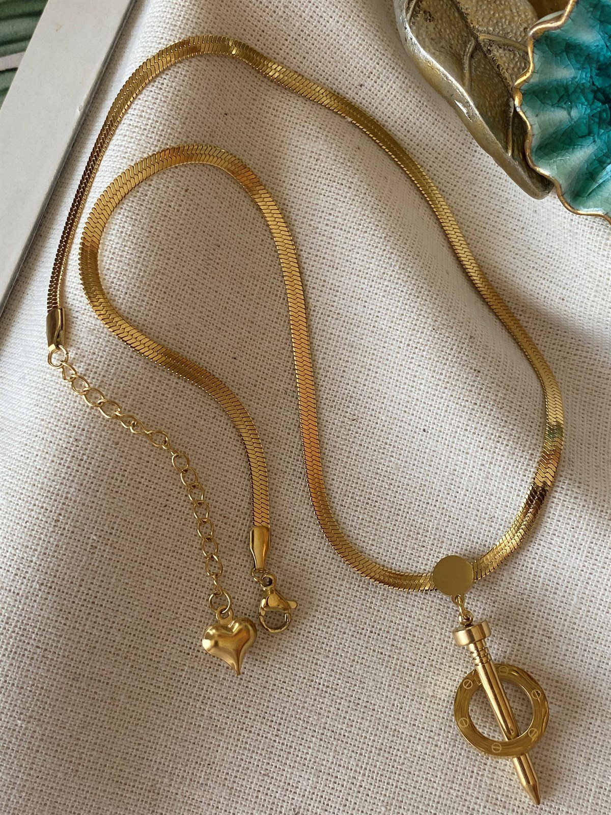 Çelik Çivi Halka Kolye