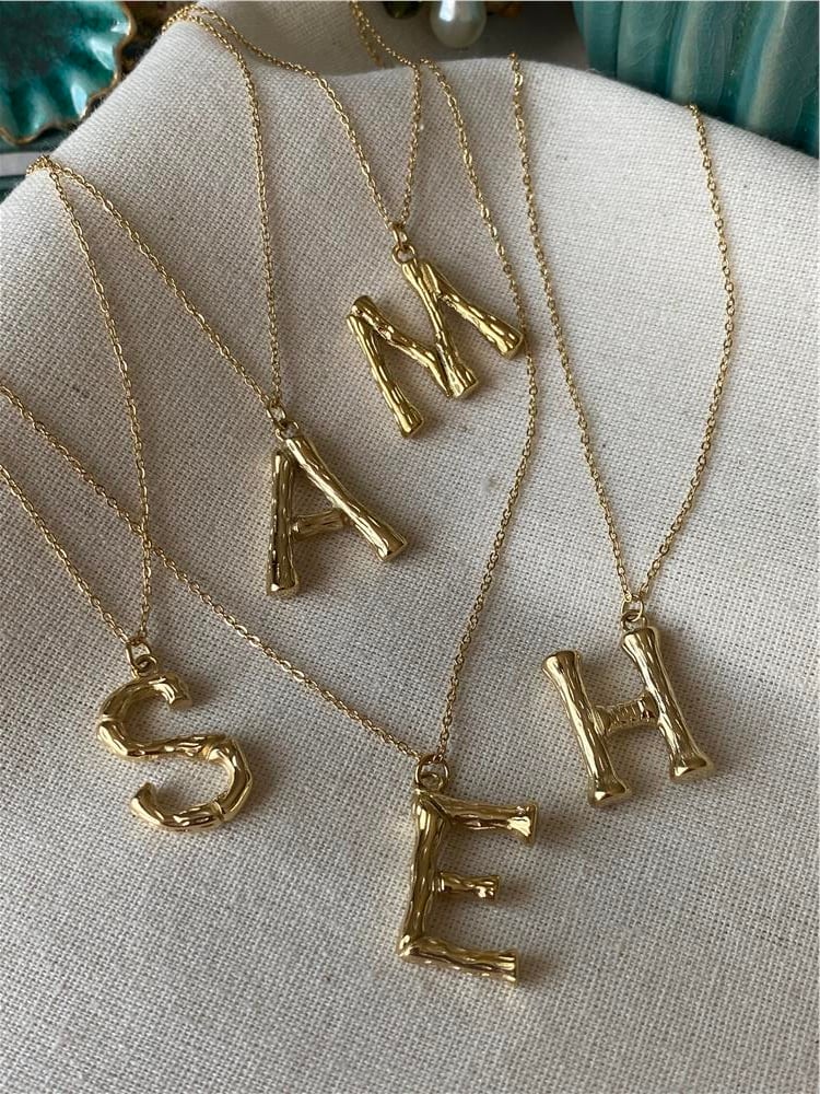 Çelik Desenli Harf Kolye 