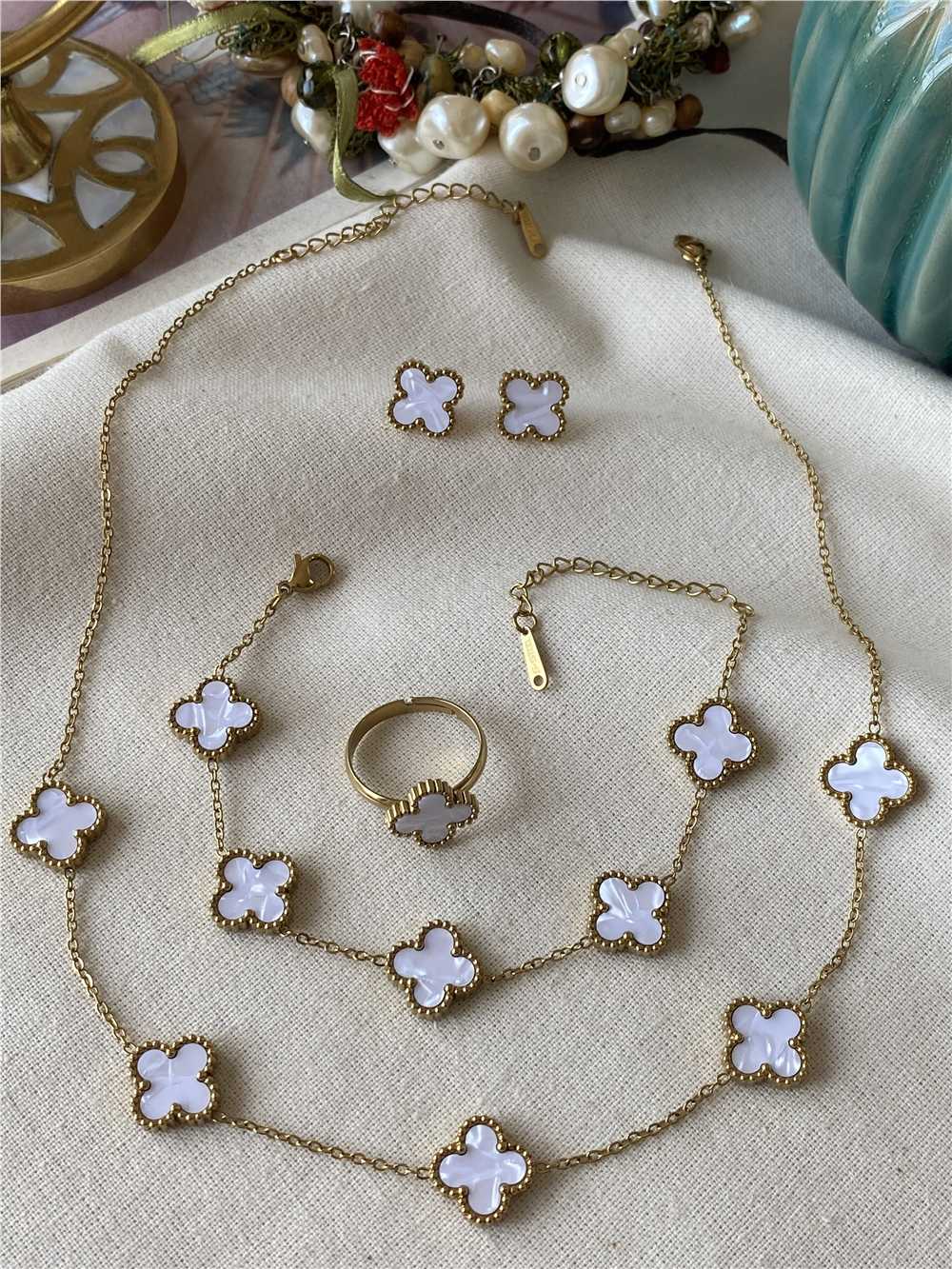 Çelik Dörtlü Beyaz Cleef Set
