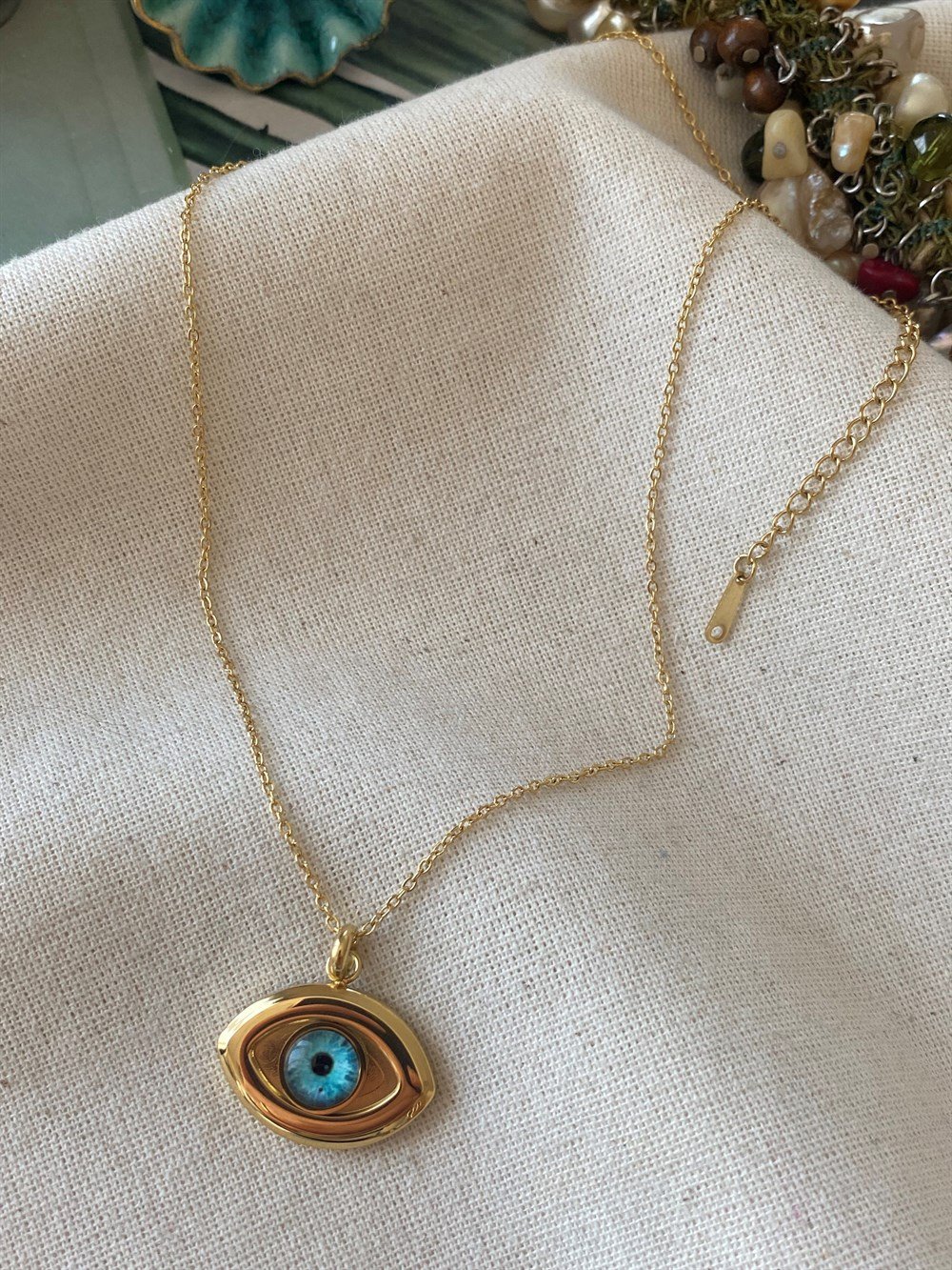 Çelik Eye Kolye