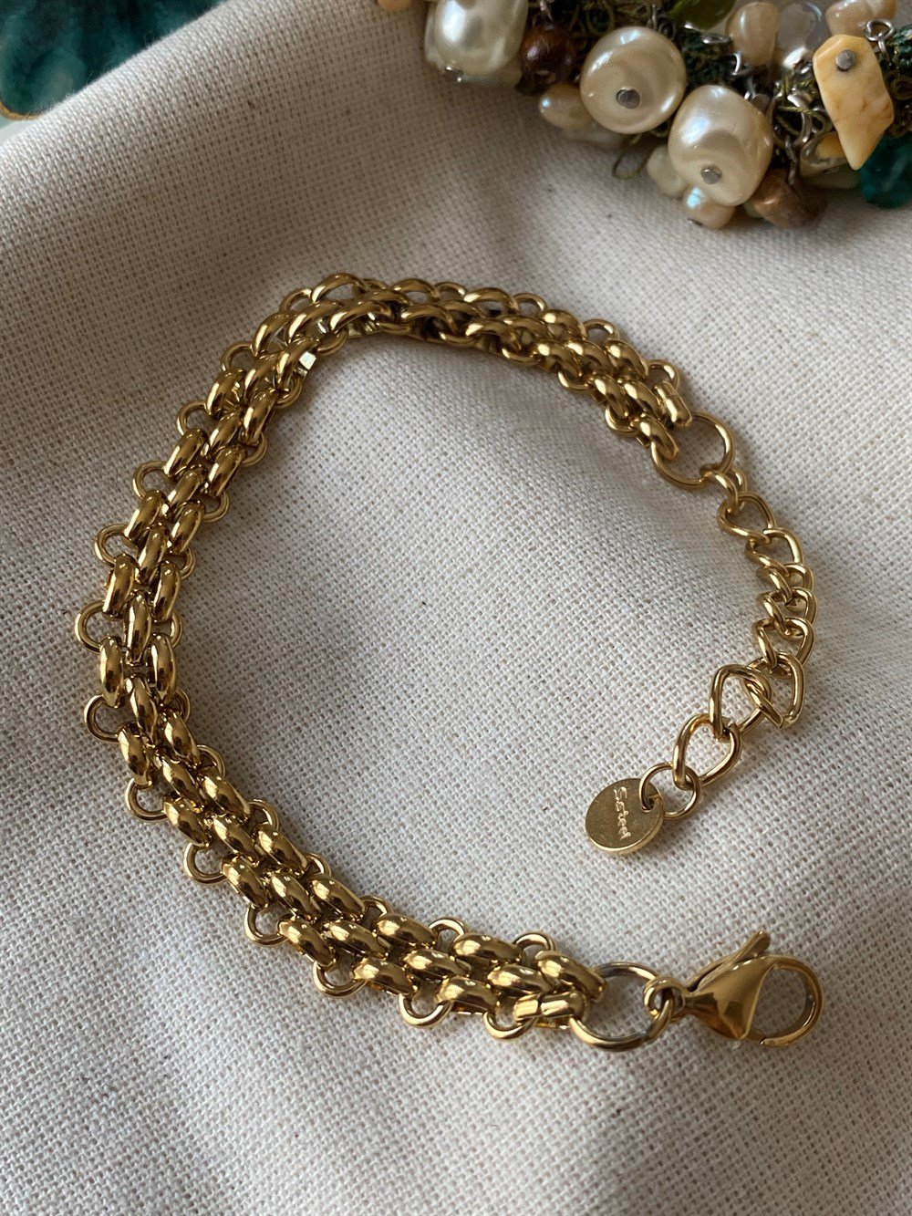 Çelik Geçmeli Tasarım Bileklik