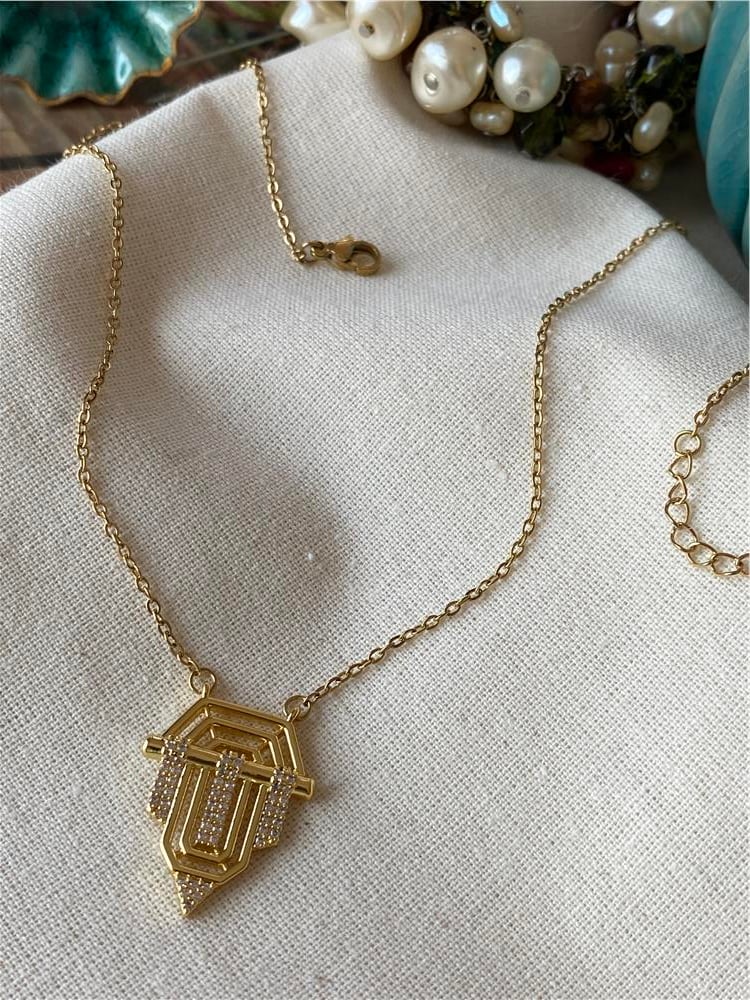 Çelik Gold Taşlı Serenay Kolye