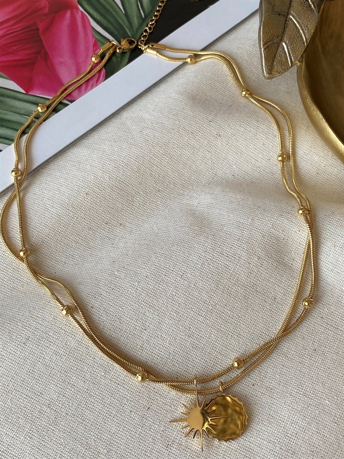 Çelik Güneşli Kolye