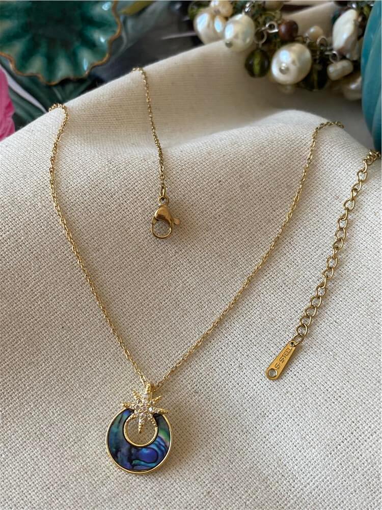 Çelik Holographic Gold Northstar Kolye