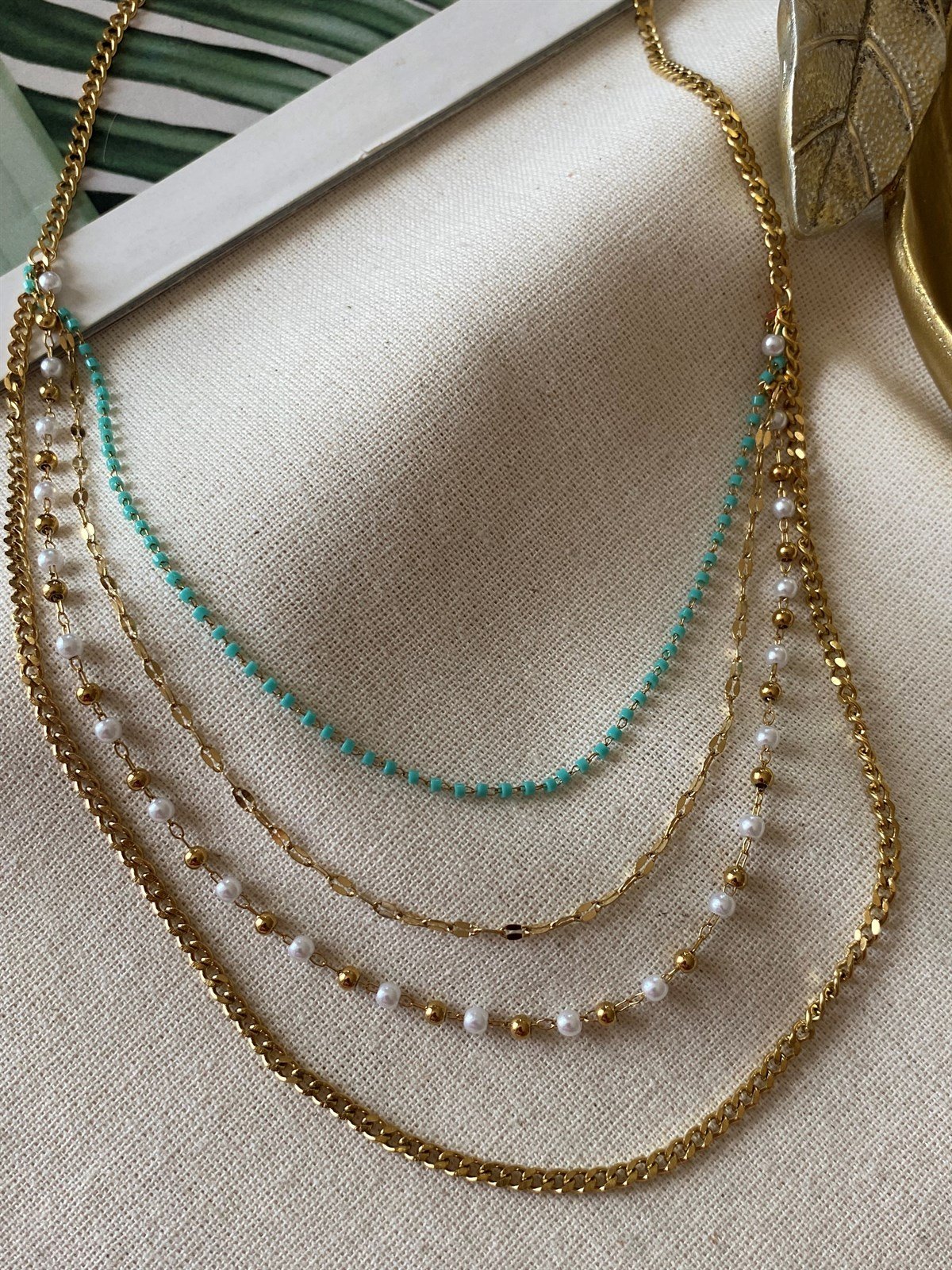 Çelik İncili Dörtlü Kolye