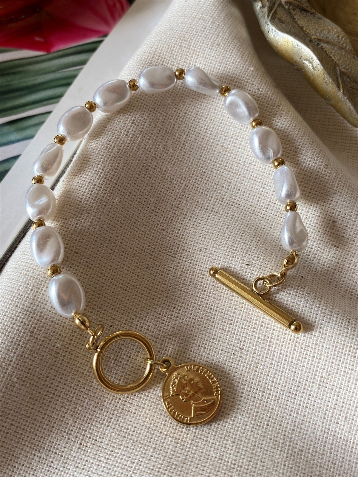 Çelik İncili Elizabeth Bileklik