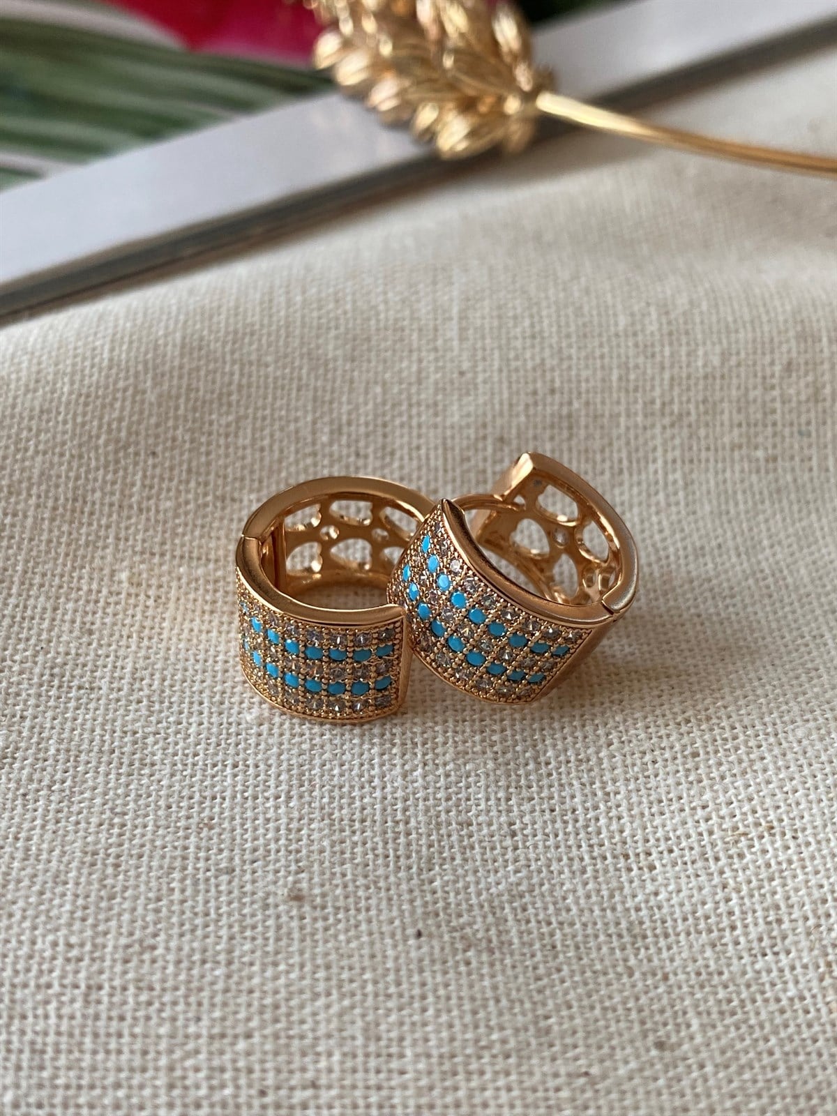 Çelik Kalın Mavi Küpe