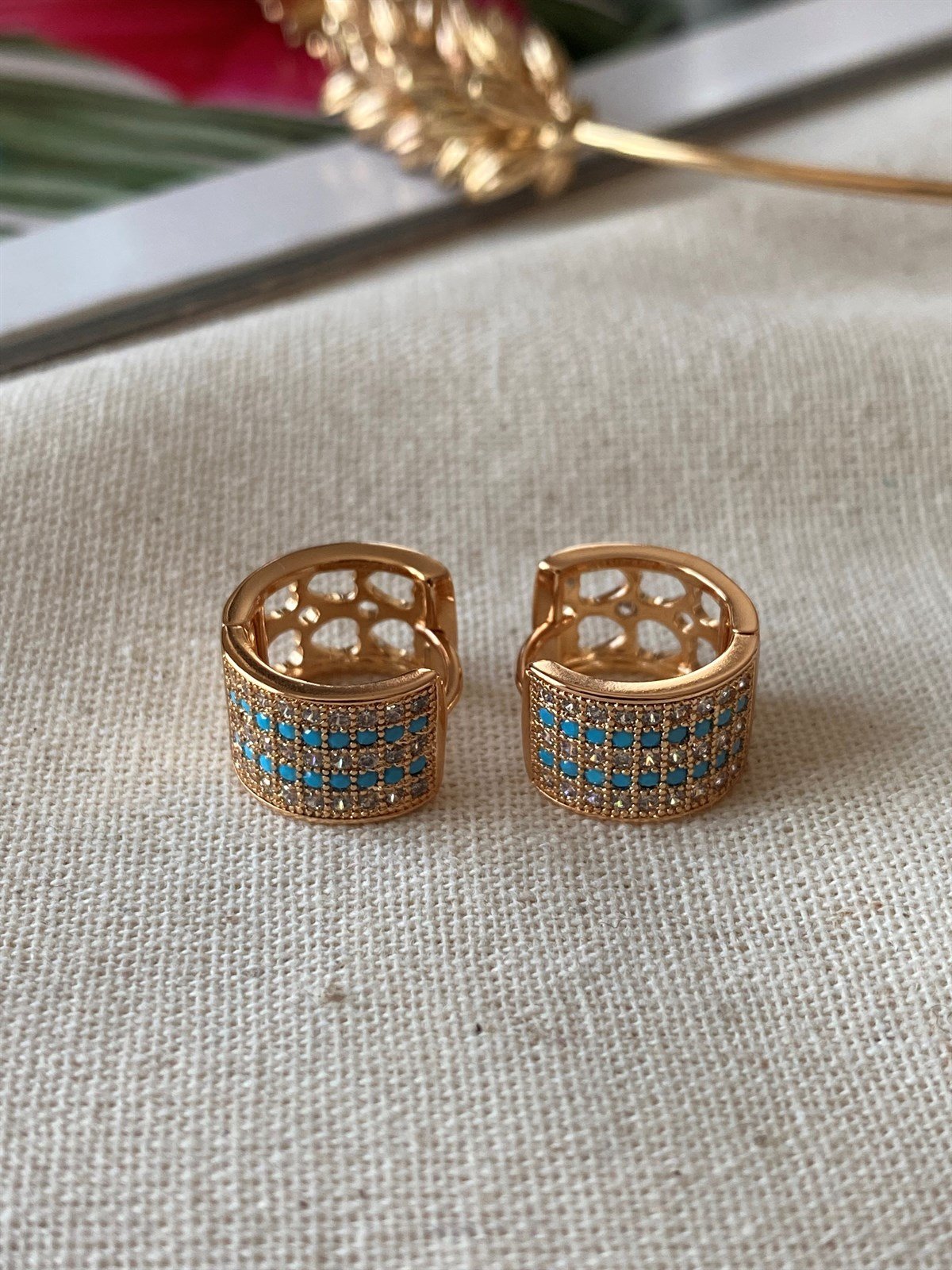 Çelik Kalın Mavi Küpe