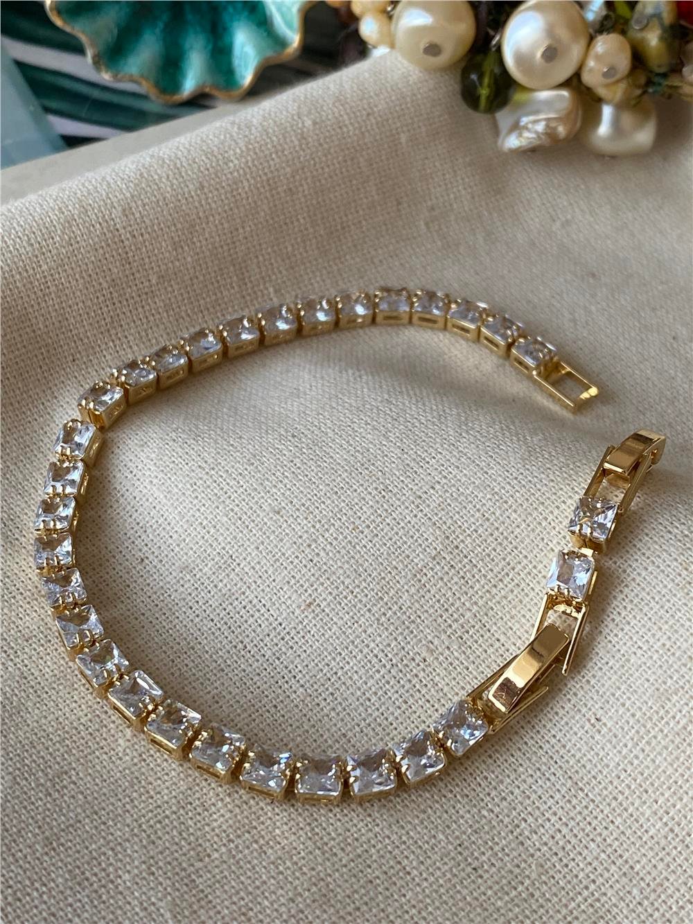 Çelik Kare Taş Suyolu Bileklik