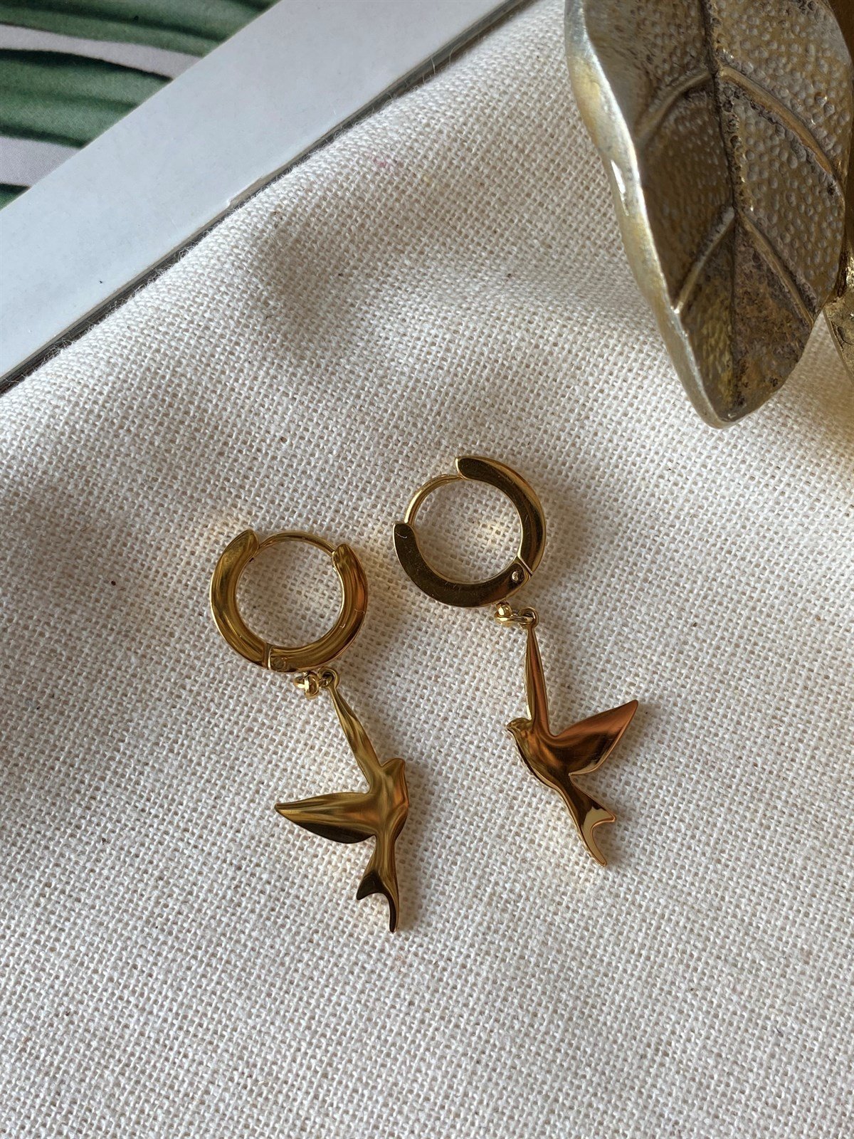 Çelik Kırlangıç Küpe