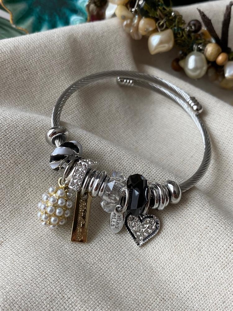 Çelik Kordonlu İnci&Kalp Charmlı Bileklik