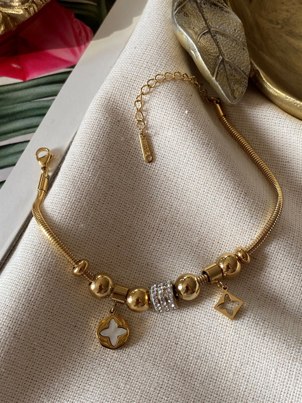 Çelik LV Charm Bileklik