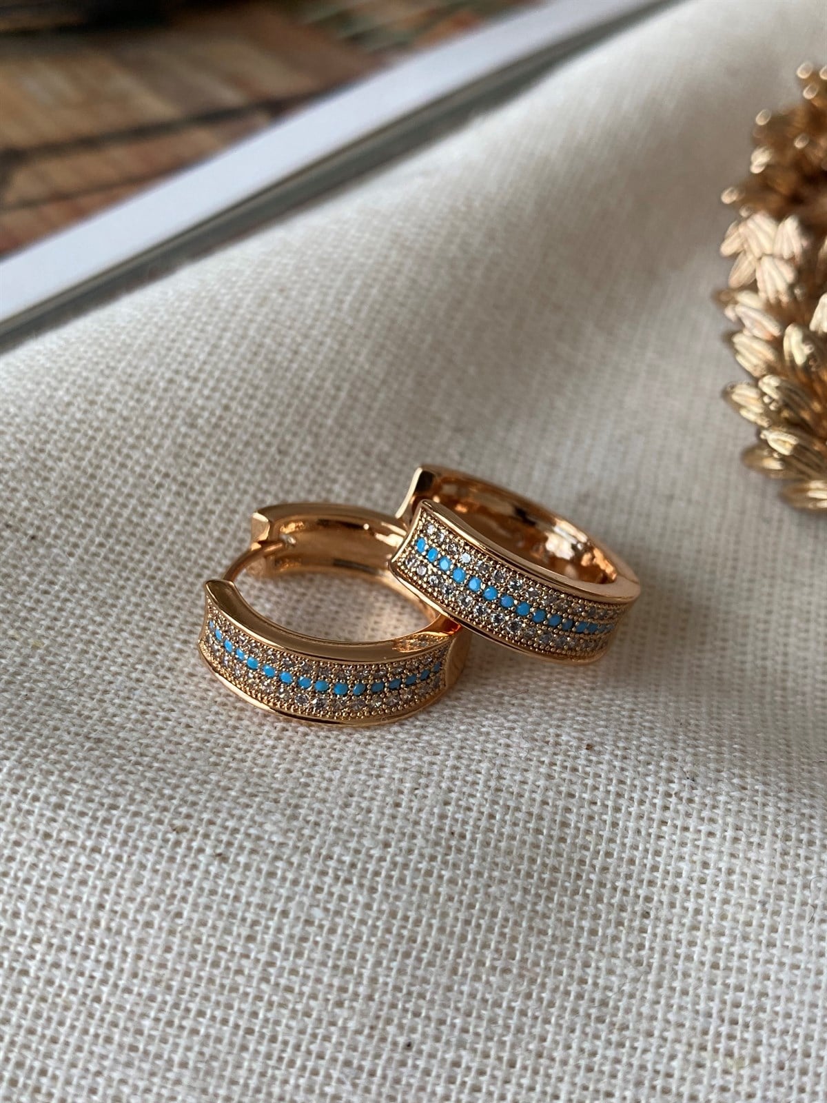 Çelik Mavili Halka Küpe