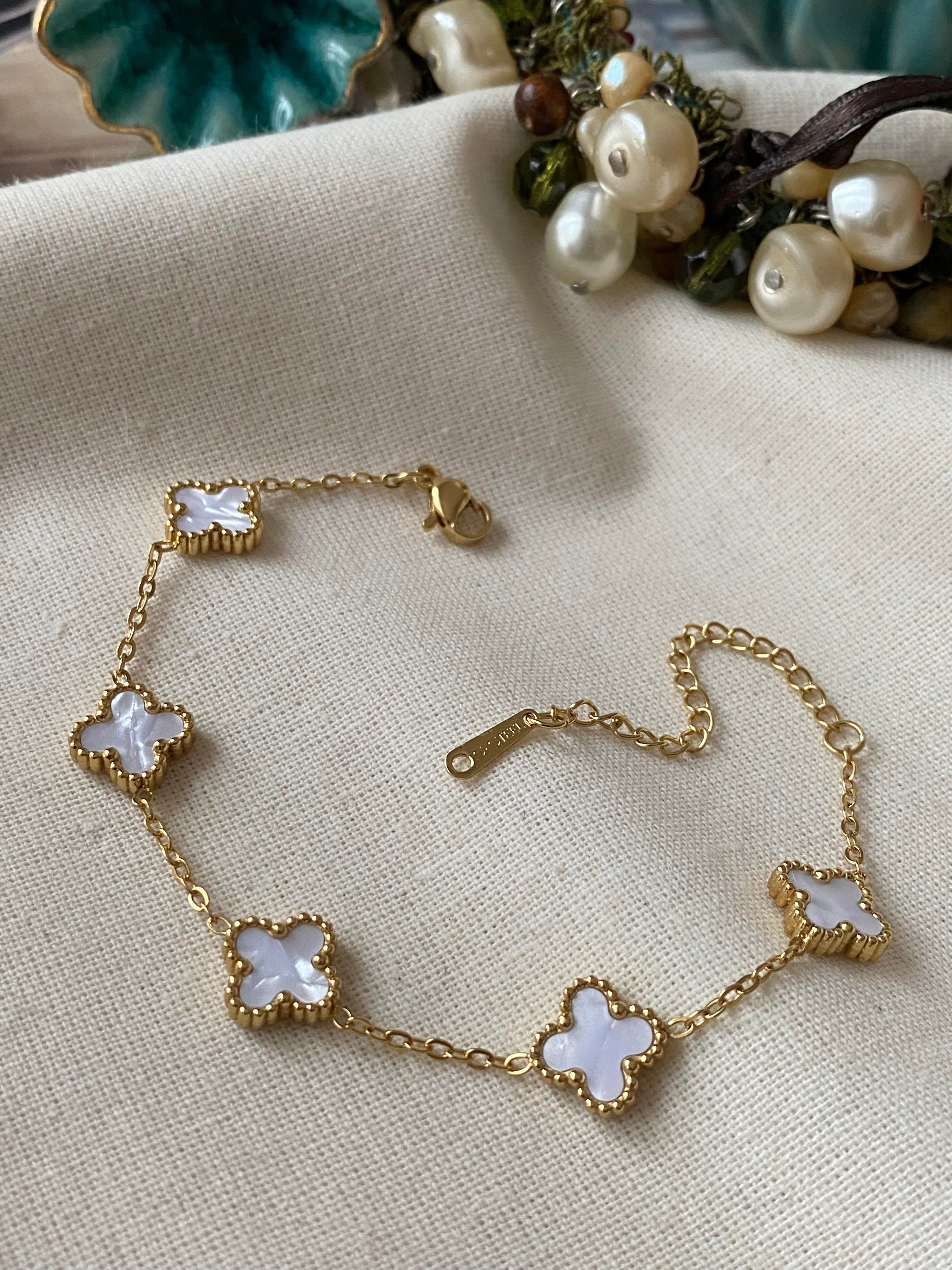 Çelik Mini Beyaz Cleef Model Bileklik