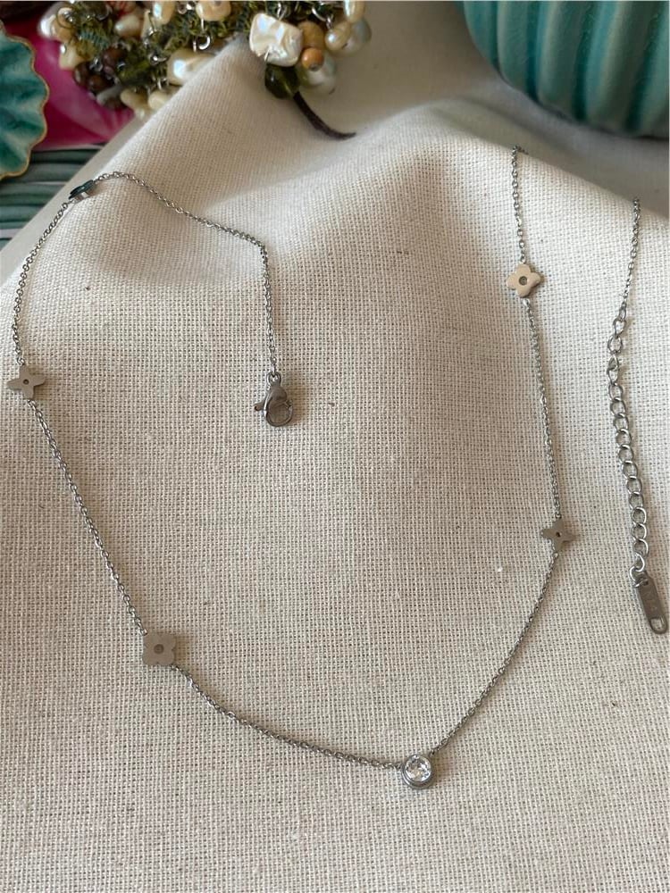 Çelik Mini Silver Figür Kolye 