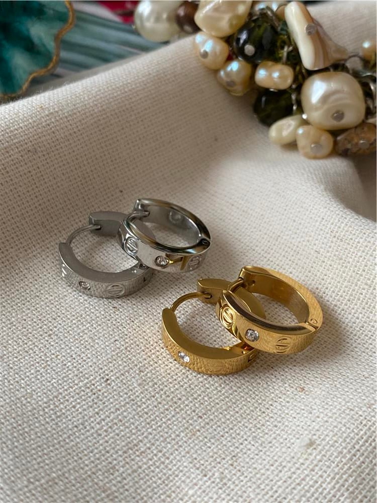 Çelik Mini Taşlı Crtr Küpe