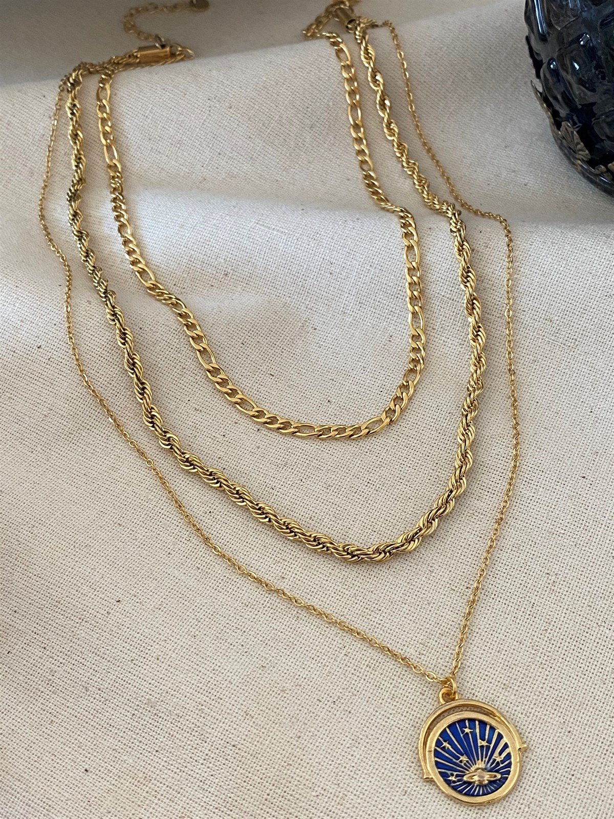 Çelik Orbit Üçlü Kolye