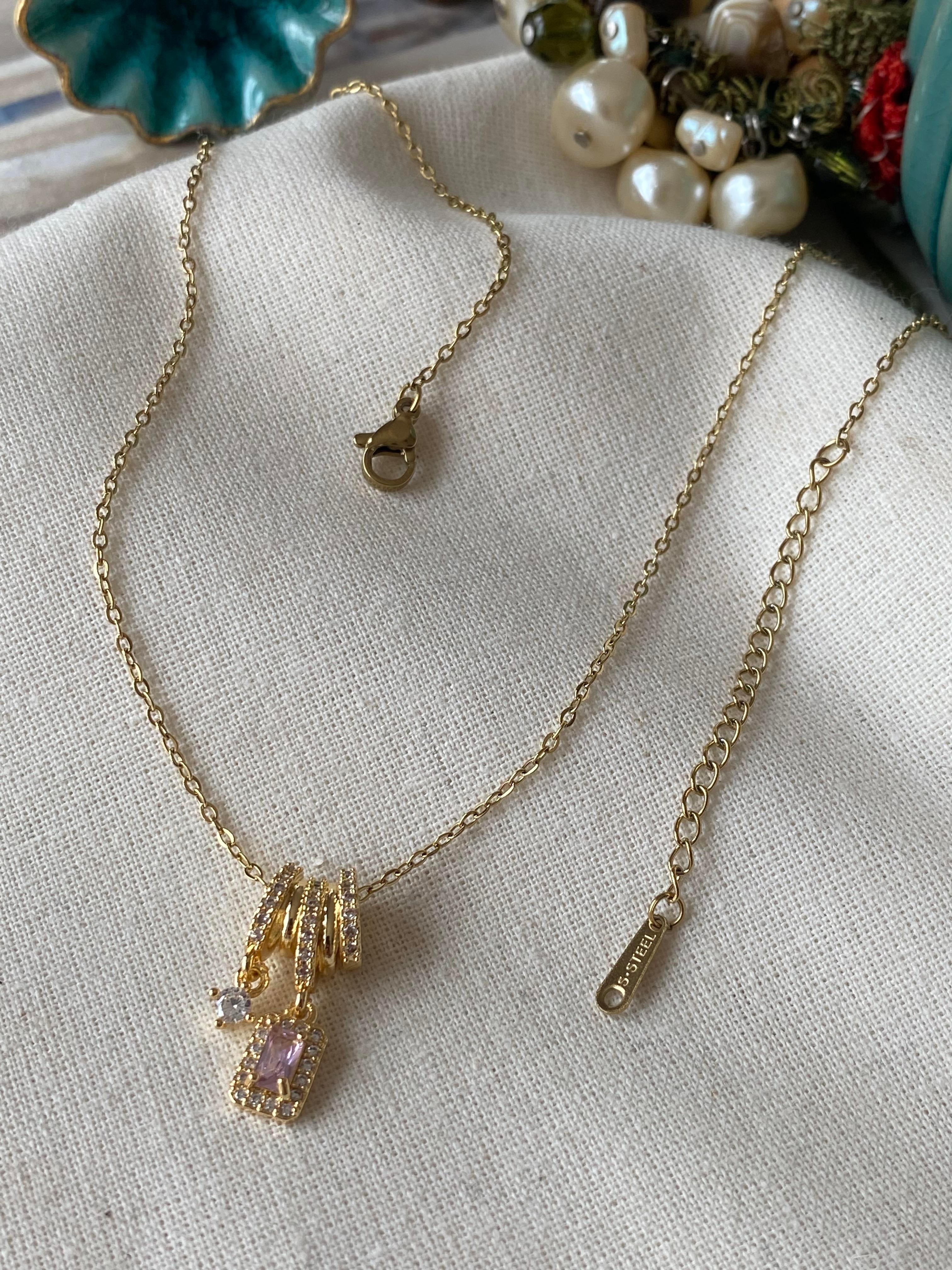 Çelik Pinky Charms Kolye