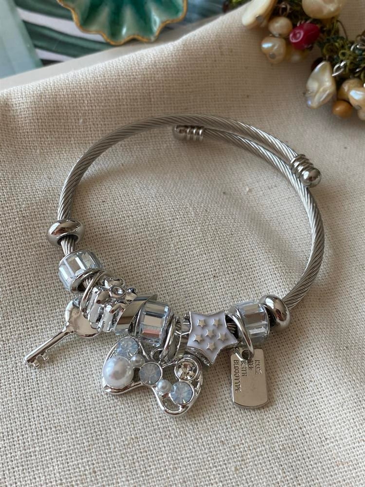 Çelik Ribbon Key Charm Bileklik