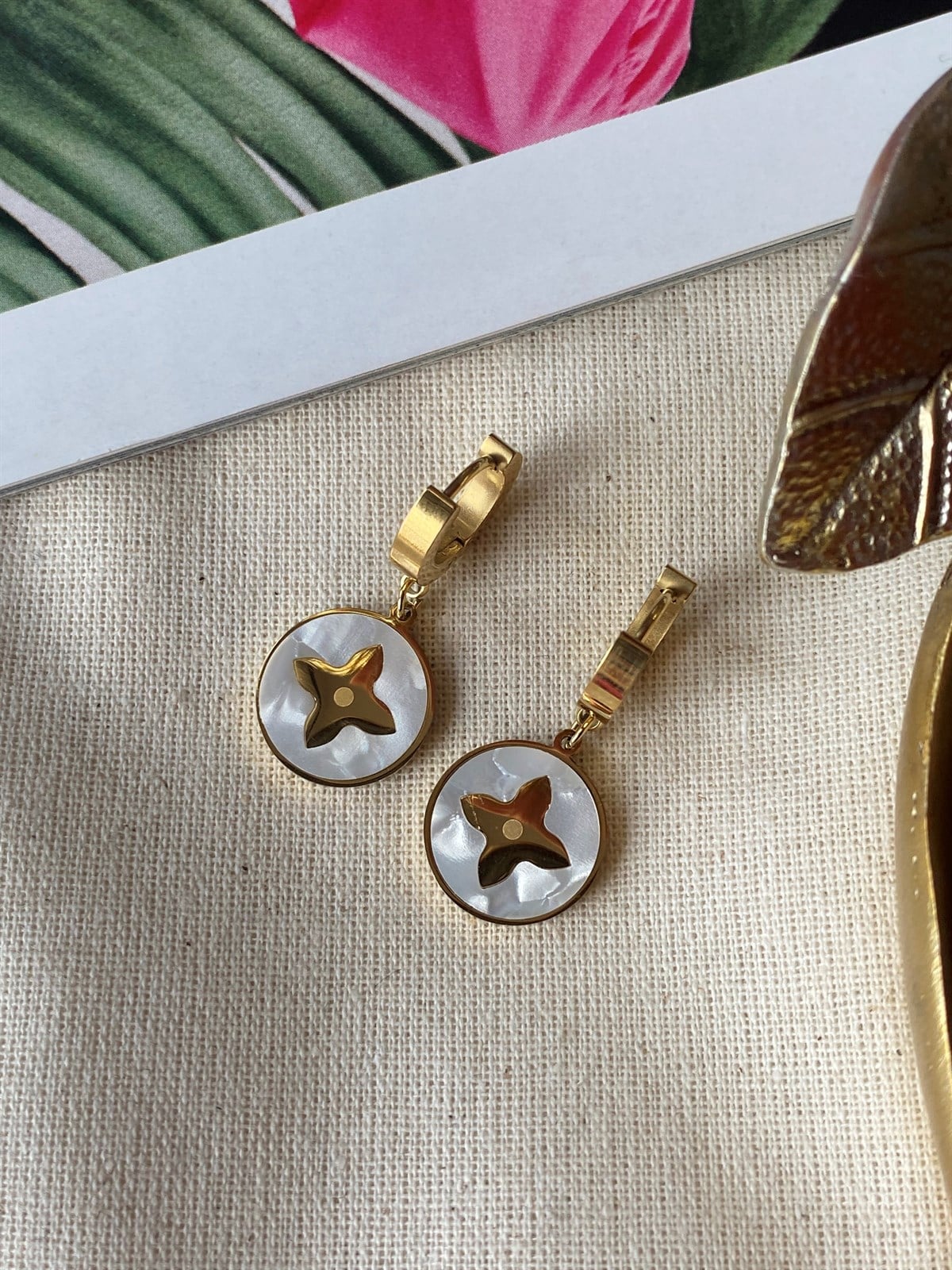 Çelik Sedefli Küpe