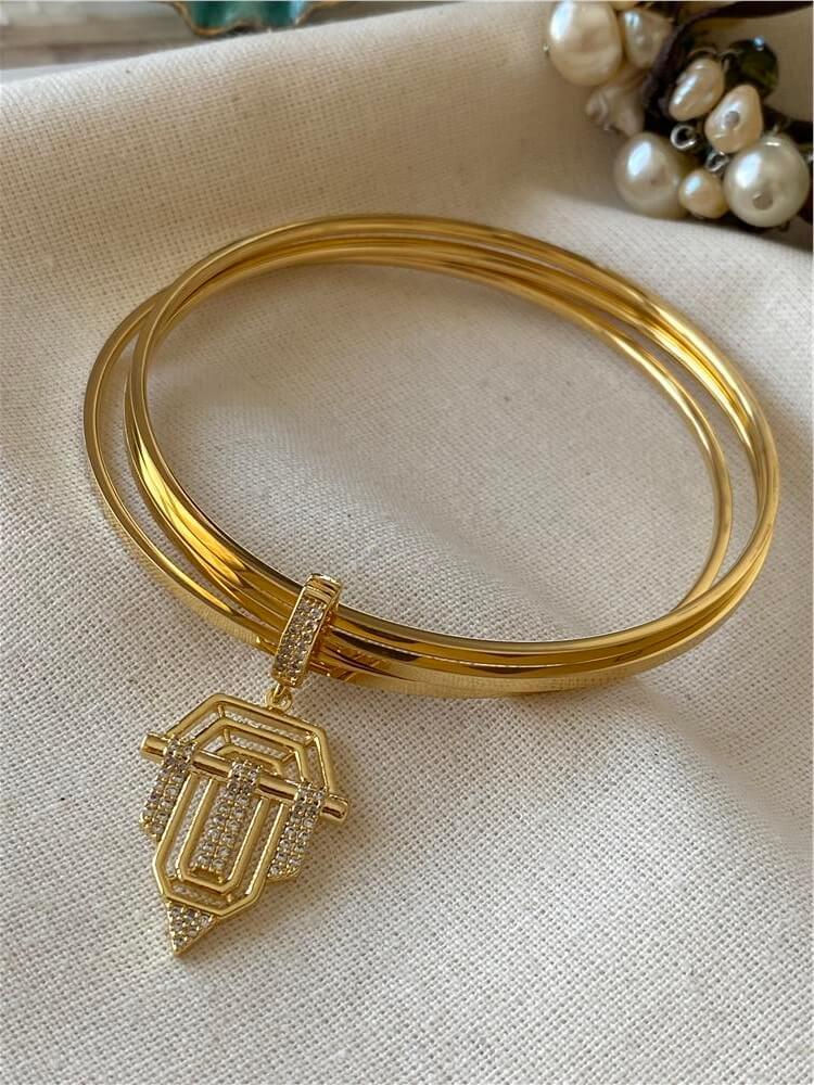 Çelik Serenay Charmlı 21,5 cm Ajda Bilezik Seti