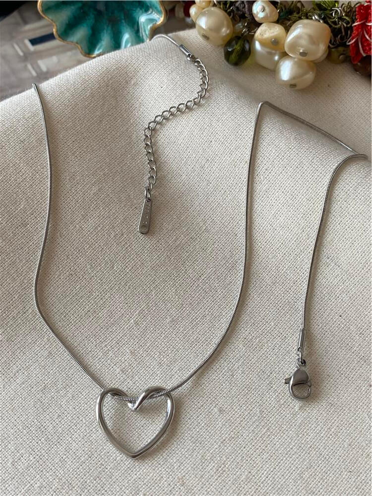 Çelik Silver Düğüm Kalp Kolye