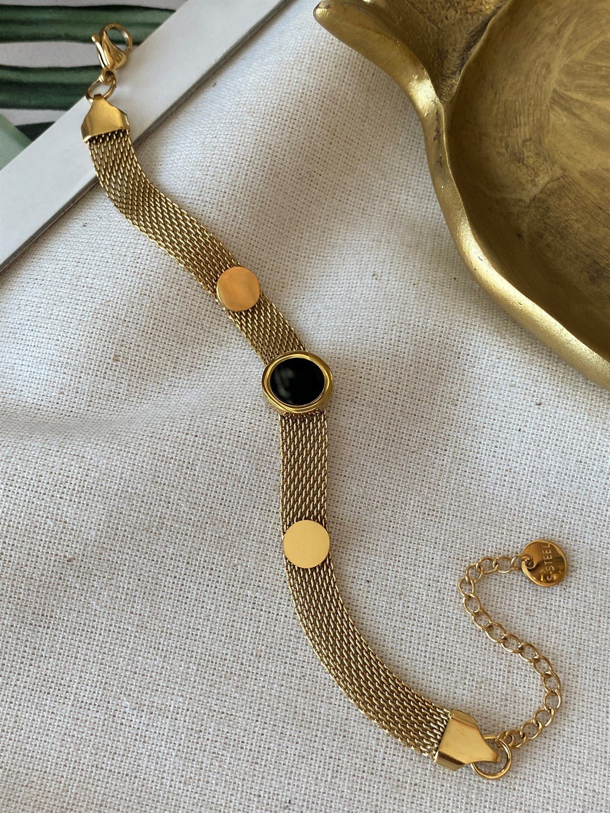 Çelik Siyah Halkalı Hasır Bileklik