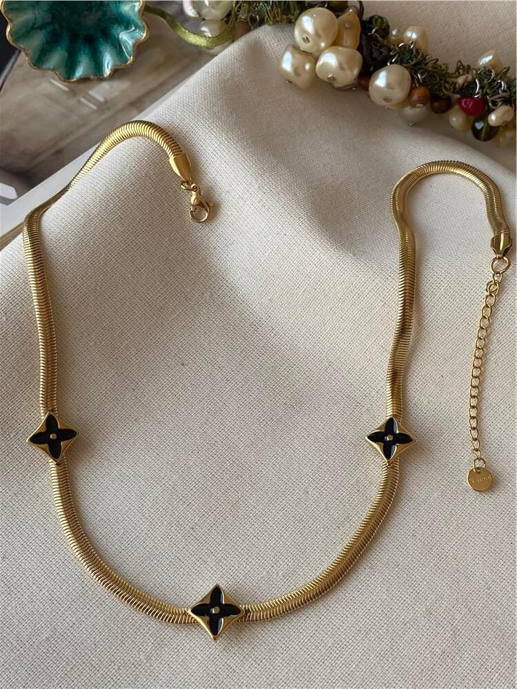 Çelik Siyah LV Worm Kolye