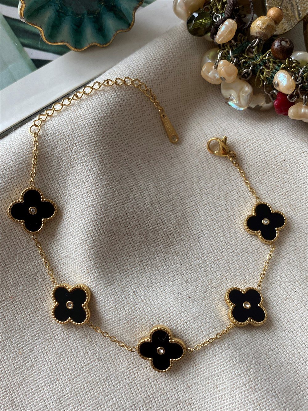 Çelik Siyah Sedefli Yonca Bileklik