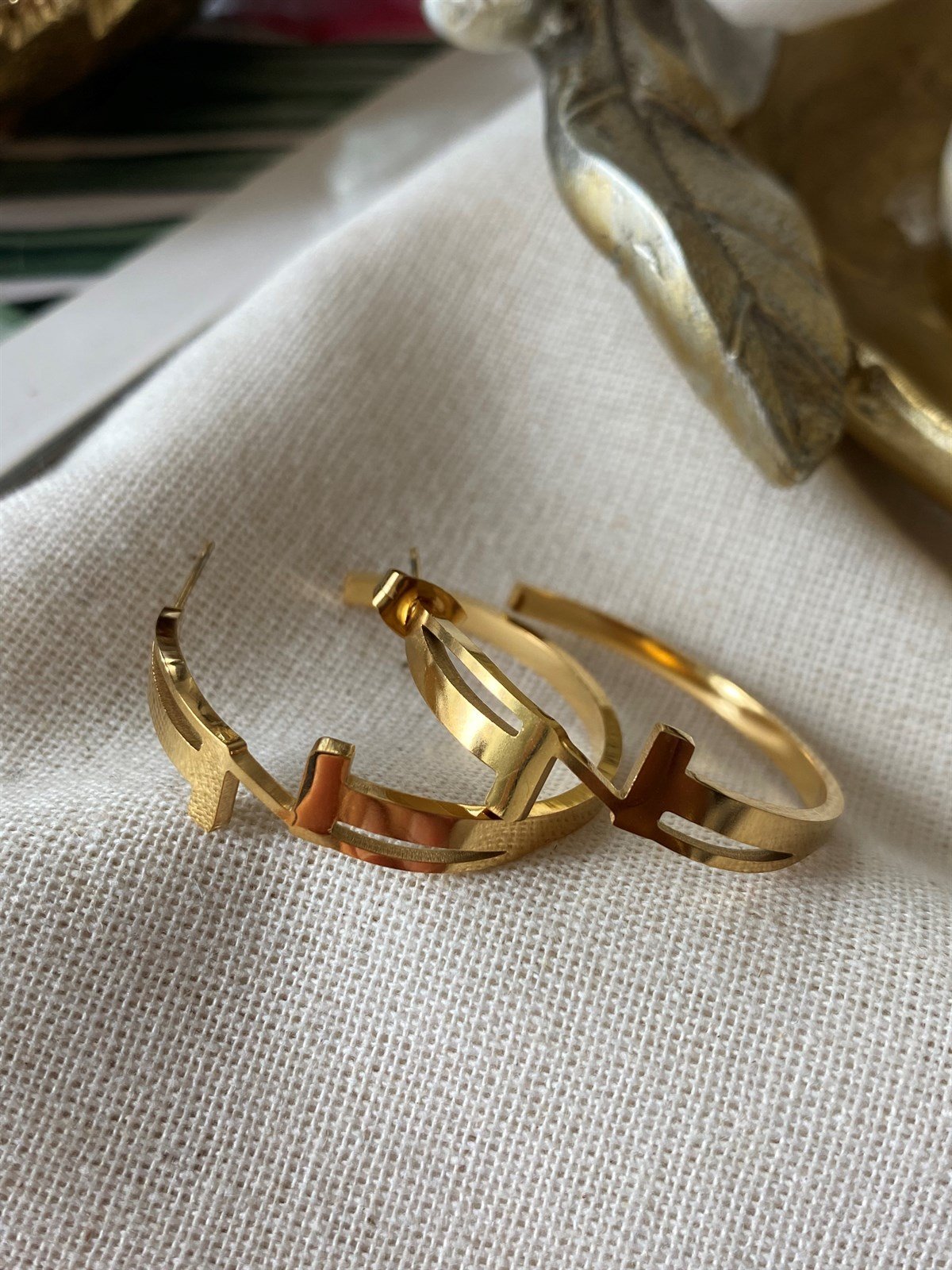 Çelik T Halka Küpe