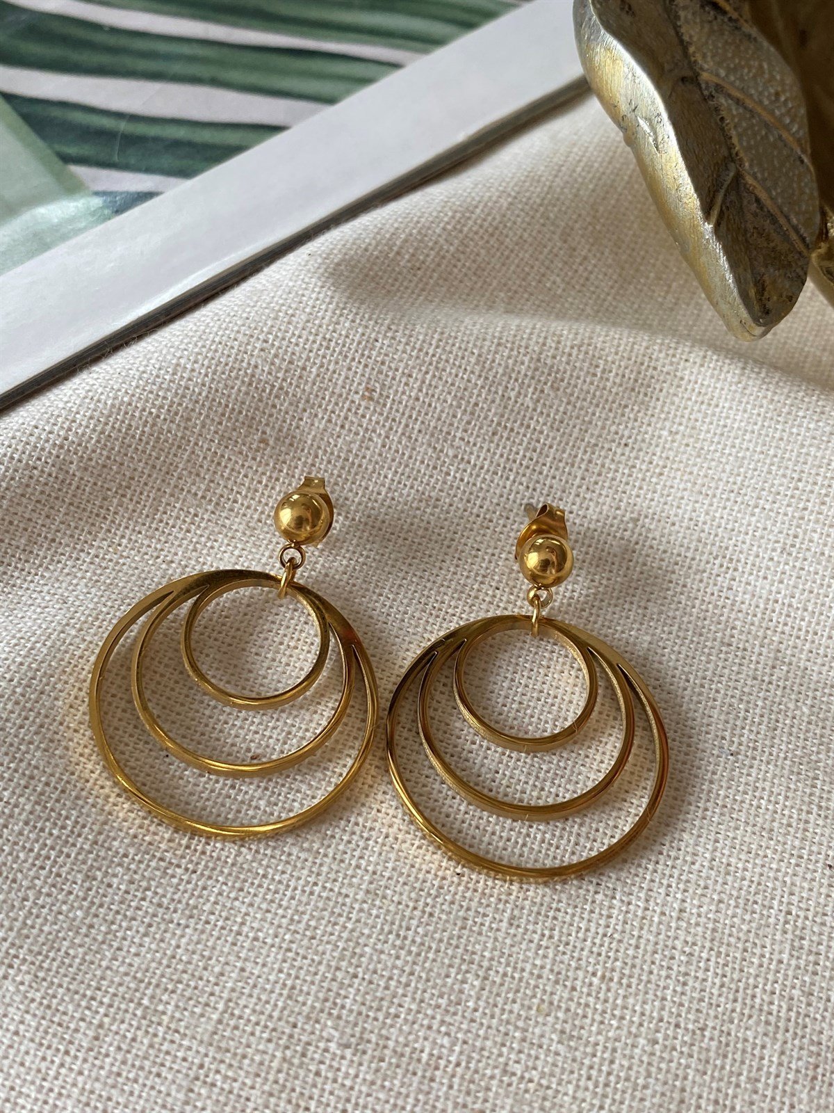 Çelik Tasarım Küpe