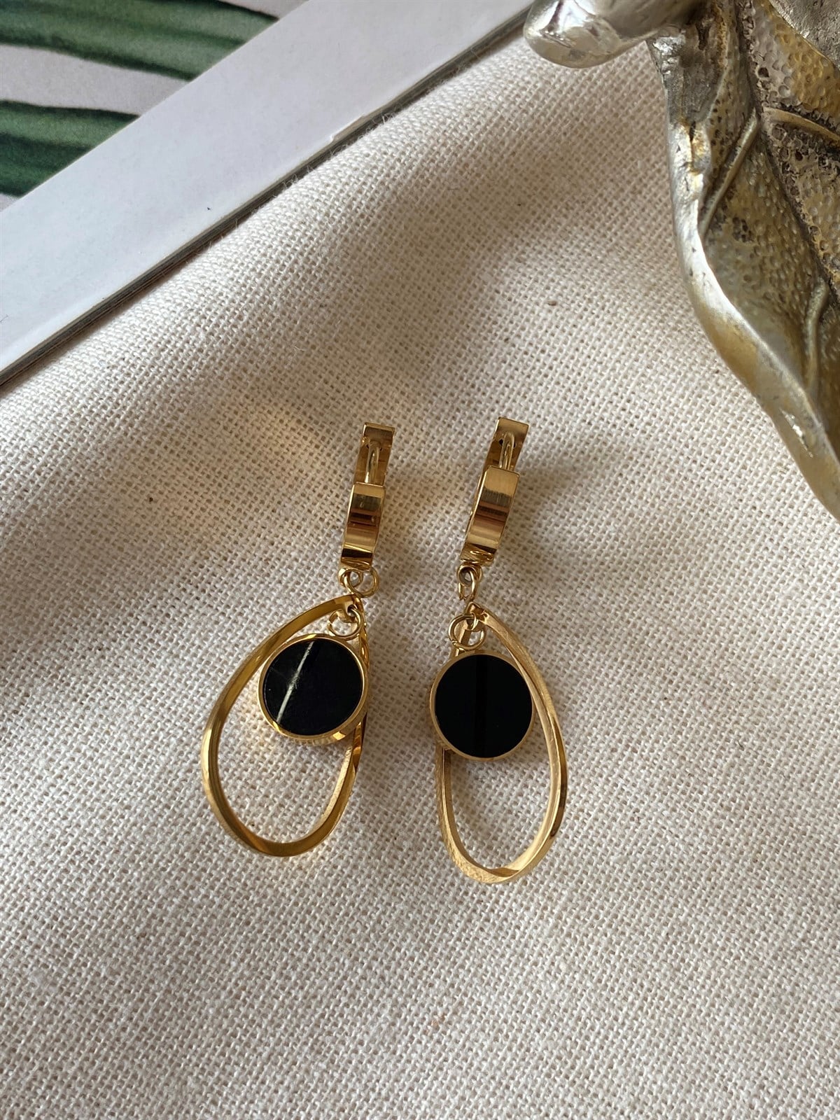 Çelik Tasarım Küpe