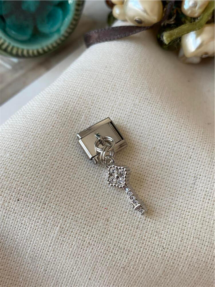 Çelik Taşlı Anahtar İtalyan Charm