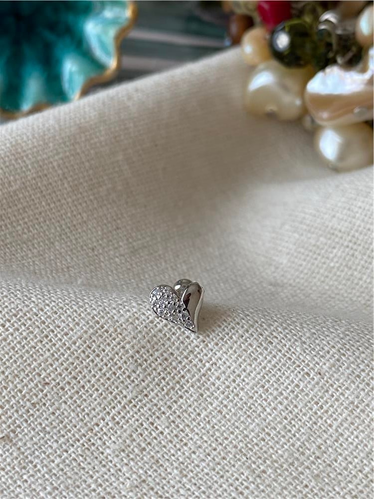 Çelik Taşlı Kalp Piercing