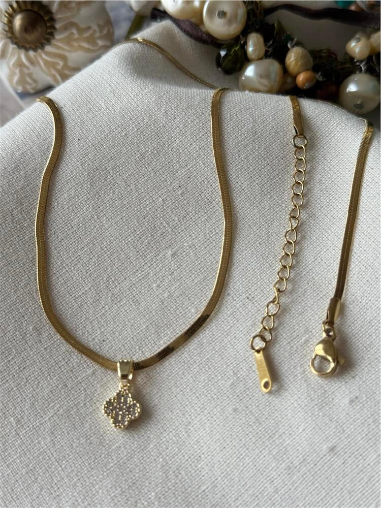 Çelik Taşlı Mini Cleef Kolye