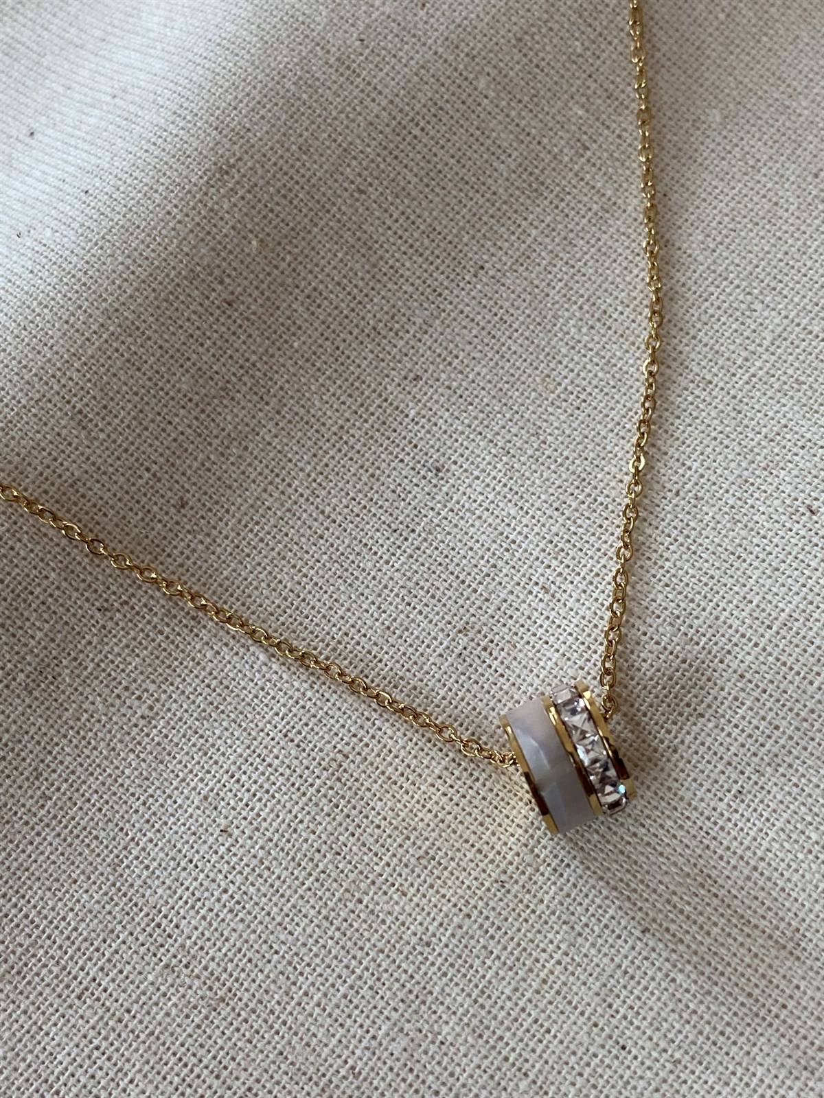 Çelik Taşlı Silindir Kolye