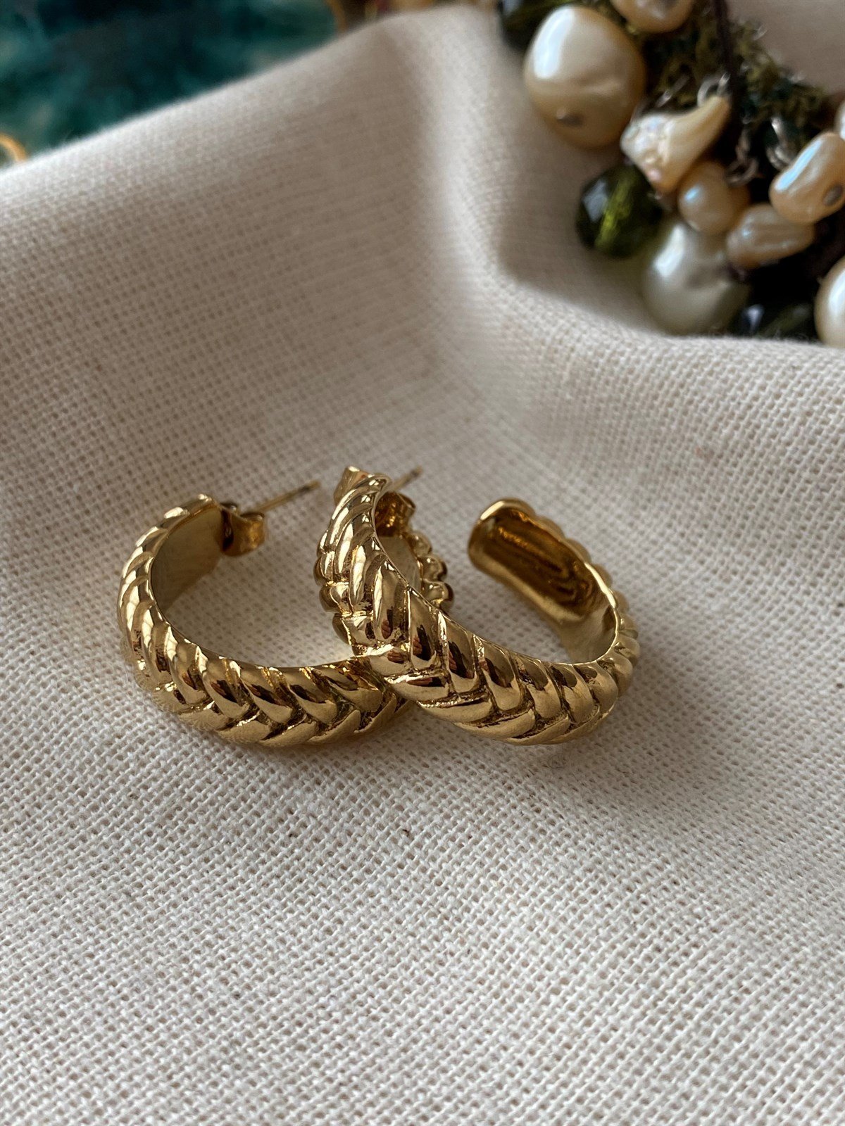 Çelik Vintage Örme Küpe